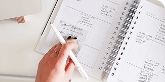 finance-and-reporting-image